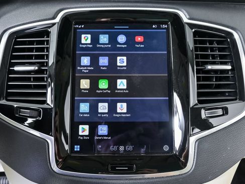 Certified 2024 Volvo XC90 B6 Plus w/ Protection Package Premier image 16