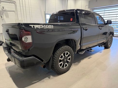 Used 2018 Toyota Tundra SR5 w/ TRD Off Road Package AWD/4WD image 8