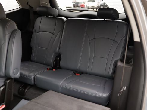 Used 2021 Buick Enclave Essence w/ Sound and Sites Package image 28