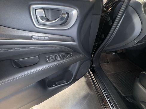 Used 2019 INFINITI QX60 Luxe w/ Essential Package image 18