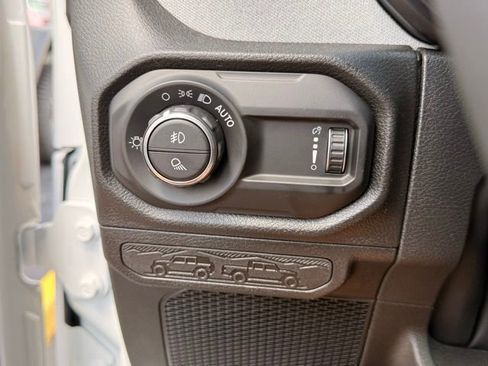 New 2026 Jeep Gladiator Willys image 25