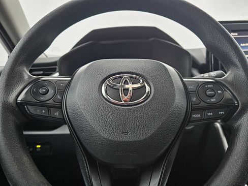 Used 2019 Toyota RAV4 XLE image 25