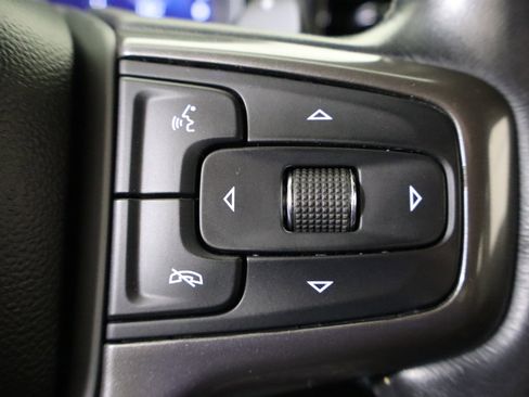 Used 2022 Chevrolet Silverado 1500 ZR2 w/ Technology Package image 30