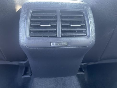 Used 2017 Volkswagen Golf R 4-Door AWD/4WD image 43