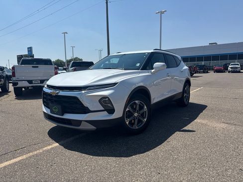 Certified 2023 Chevrolet Blazer LT AWD/4WD image 1