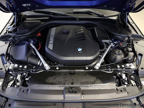 Certified 2025 BMW 540i xDrive image 40