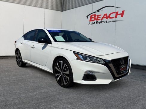 Used 2019 Nissan Altima 2.5 SR AWD/4WD image 1