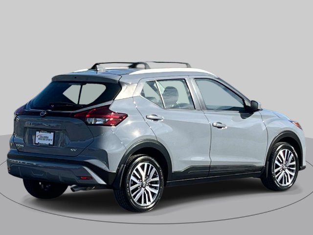Used 2024 Nissan Kicks SV w/ Exterior Package FWD image 4