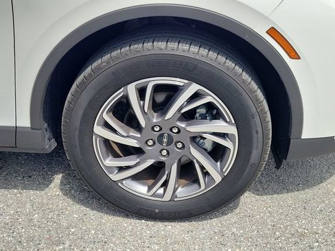 Used 2024 Lincoln Corsair FWD image 6