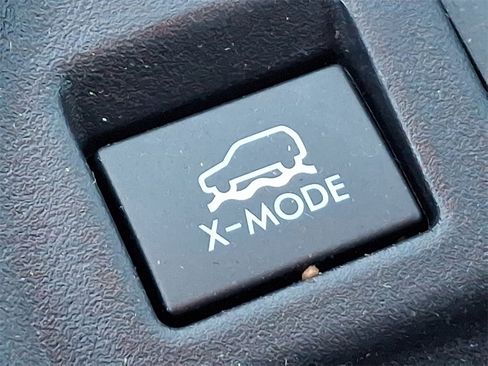 Used 2023 Subaru Crosstrek 2.0i image 25