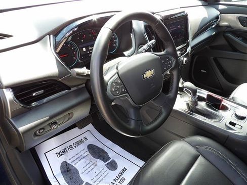 Certified 2023 Chevrolet Traverse LT w/ LT Premium Package AWD/4WD image 16