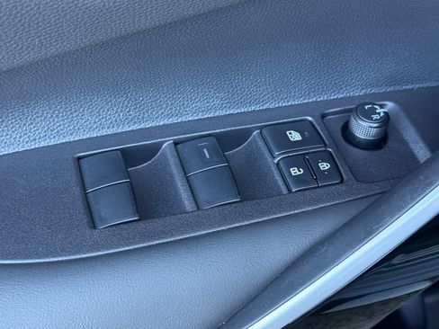 Used 2025 Toyota Corolla XSE FWD image 13