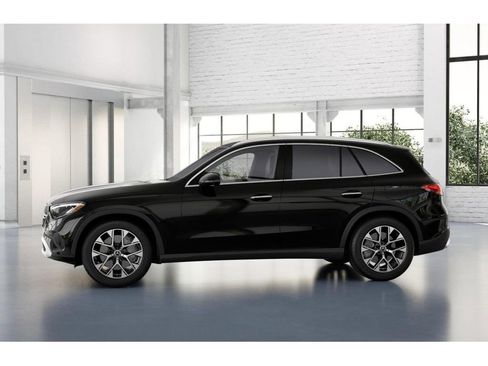 New 2026 Mercedes-Benz GLC 350e 4MATIC image 35