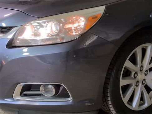 Used 2014 Chevrolet Malibu LT image 11