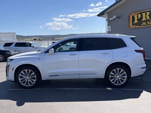 Used 2021 Cadillac XT6 Premium Luxury AWD/4WD image 10