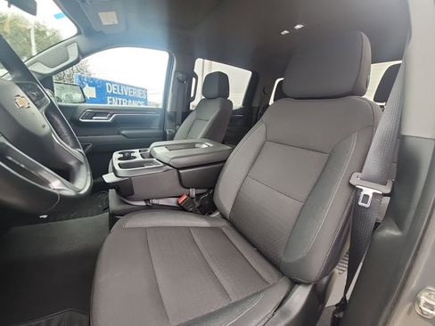 Used 2025 Chevrolet Silverado 1500 LT image 10