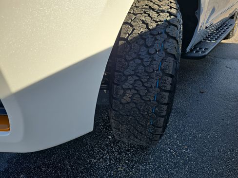 New 2026 Ford Expedition Tremor image 35