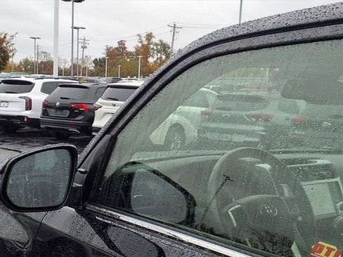 Used 2022 Toyota 4Runner Limited image 24