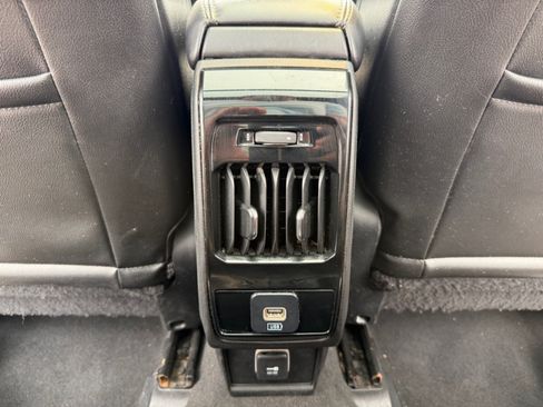 Used 2022 Jeep Compass Latitude w/ Sun and Sound Group AWD/4WD image 33