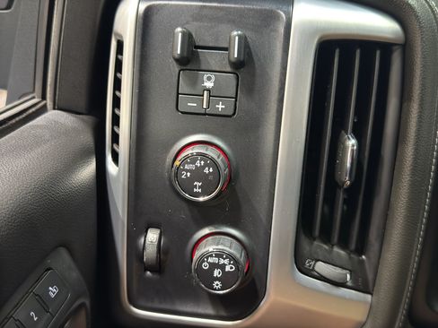 Used 2016 GMC Sierra 1500 SLT w/ SLT Premium Package AWD/4WD image 30