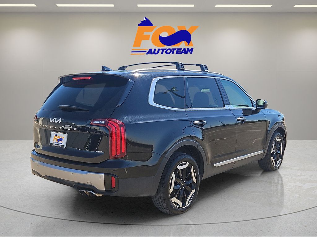 Used 2025 Kia Telluride S AWD/4WD image 4