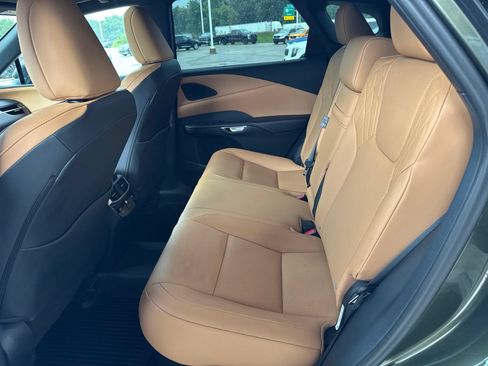 Used 2025 Lexus RX 350 Premium w/ Convenience Package AWD/4WD image 34
