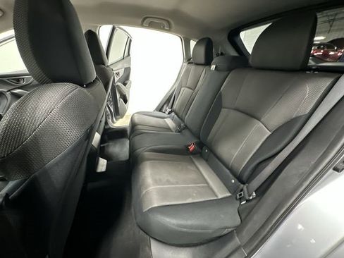 Used 2021 Subaru Crosstrek 2.0i image 17