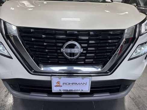 Certified 2023 Nissan Rogue SV image 32