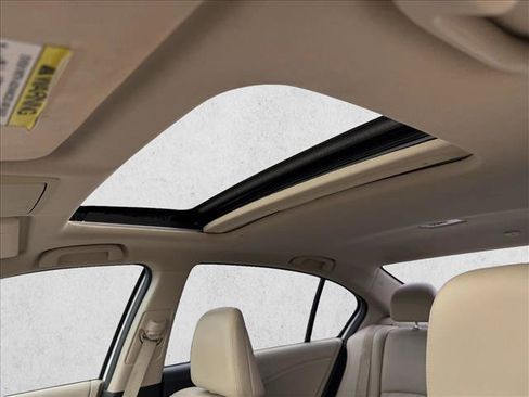 Used 2015 Honda Accord Touring image 16