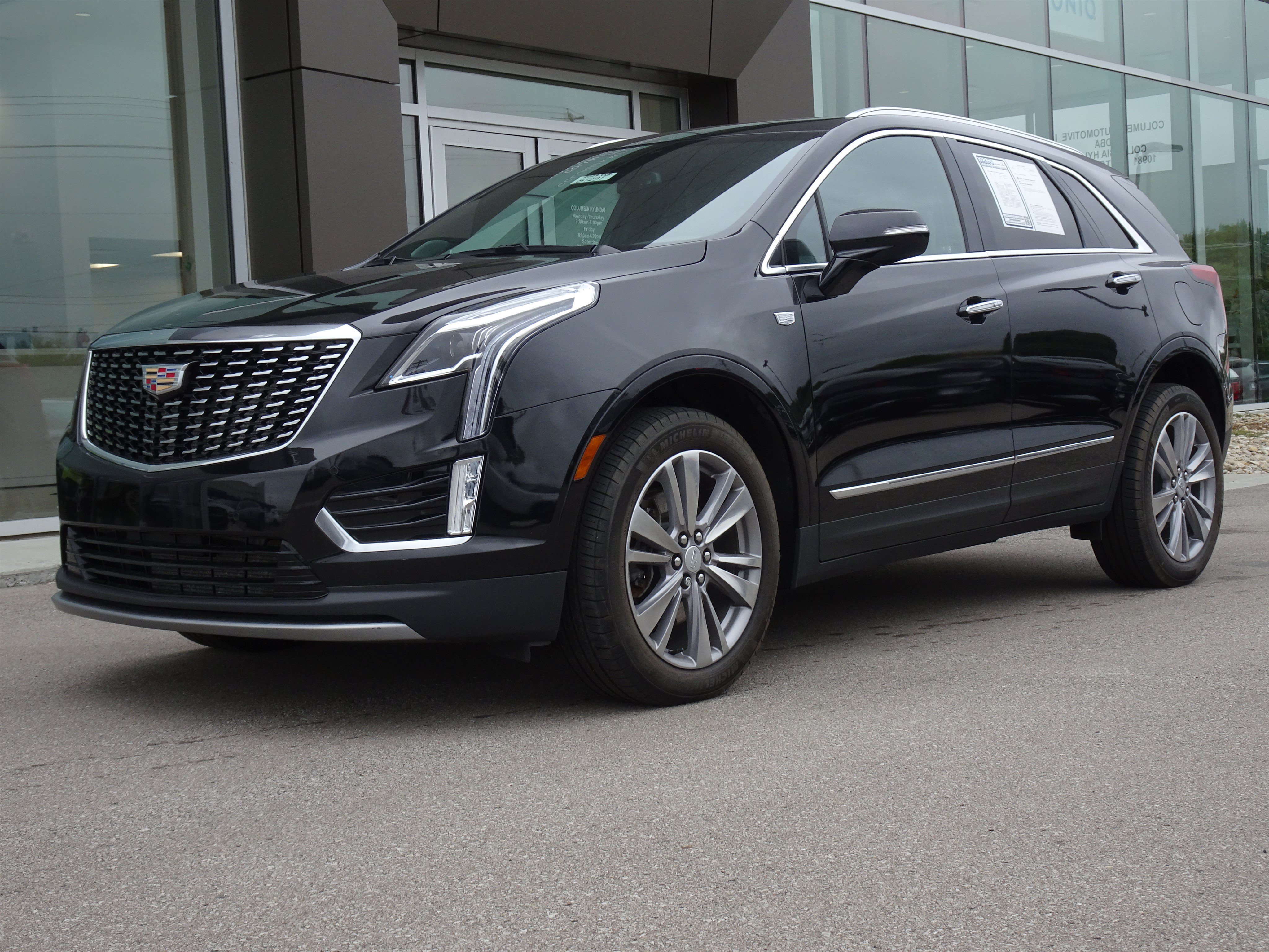 Used 2024 Cadillac XT5 Premium Luxury w/ LPO, Floor Liner Package AWD/4WD image 1