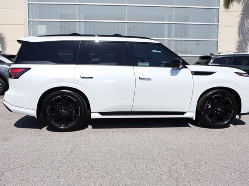 Certified 2026 INFINITI QX80 4WD image 11