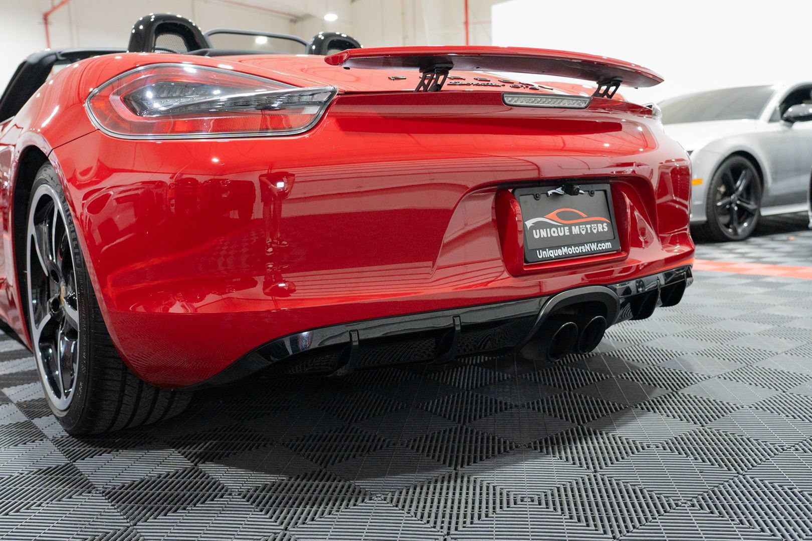 Used 2016 Porsche Boxster GTS RWD image 10