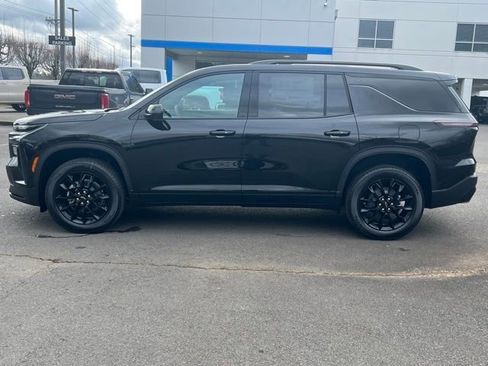 New 2026 Chevrolet Traverse LT w/ Midnight/Sport Edition image 4
