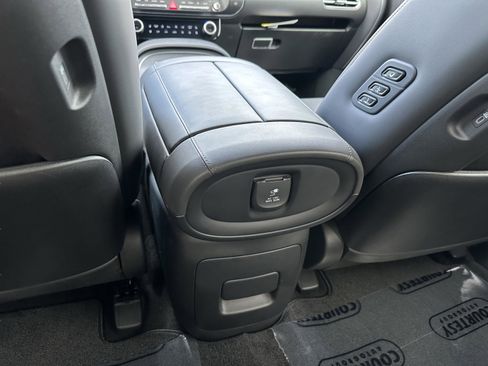 New 2026 Hyundai Palisade Calligraphy FWD image 12