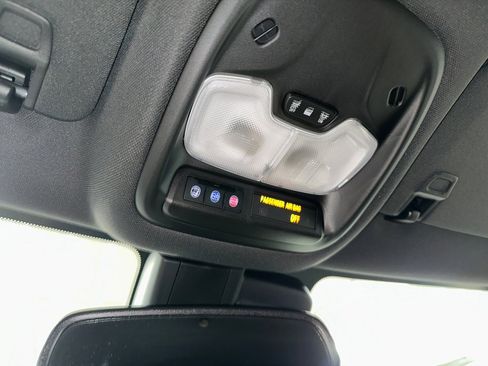 Certified 2023 Chevrolet TrailBlazer RS w/ Convenience Package image 14