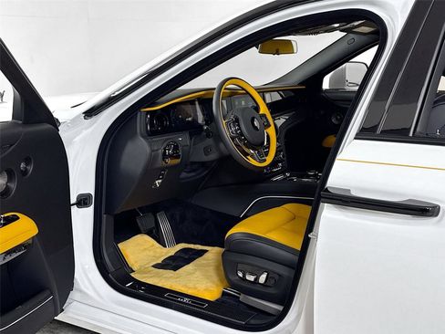Used 2025 Rolls-Royce Ghost Black Badge image 14