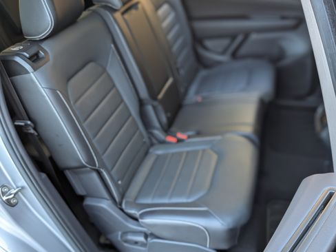 Used 2024 Volkswagen Atlas SEL image 23