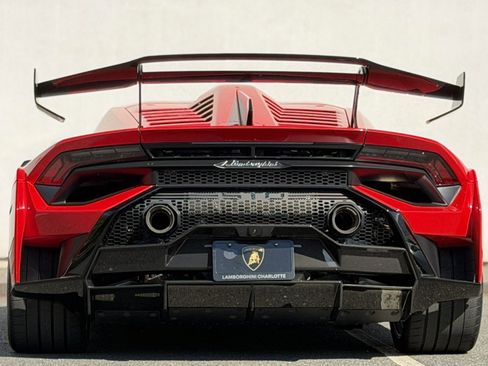 Used 2024 Lamborghini Huracan STO image 7