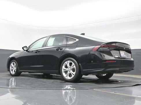 Certified 2025 Honda Accord LX image 22