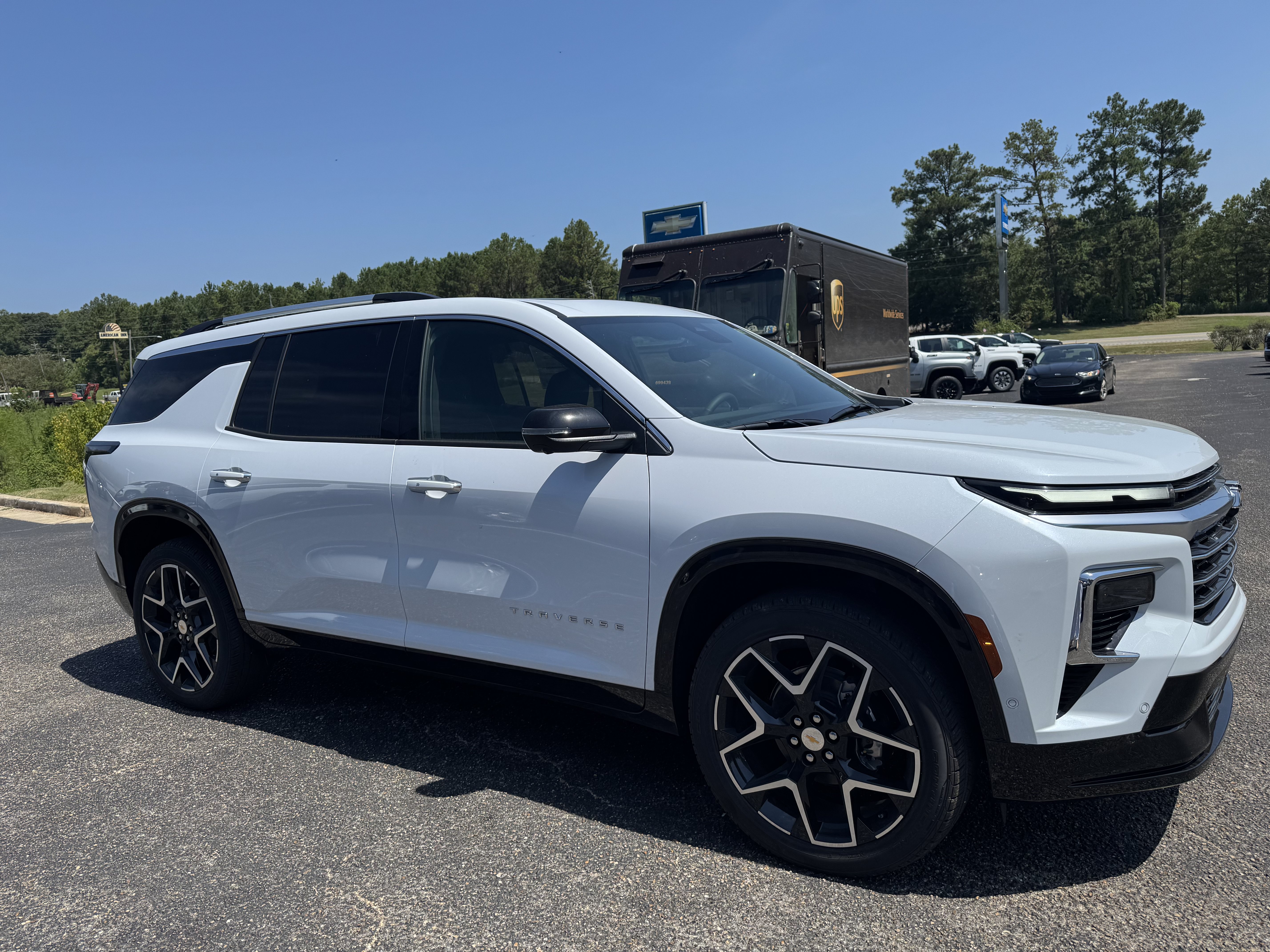 New 2026 Chevrolet Traverse High Country FWD image 4