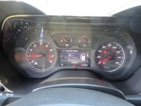 Used 2022 Chevrolet Camaro LT RWD image 16
