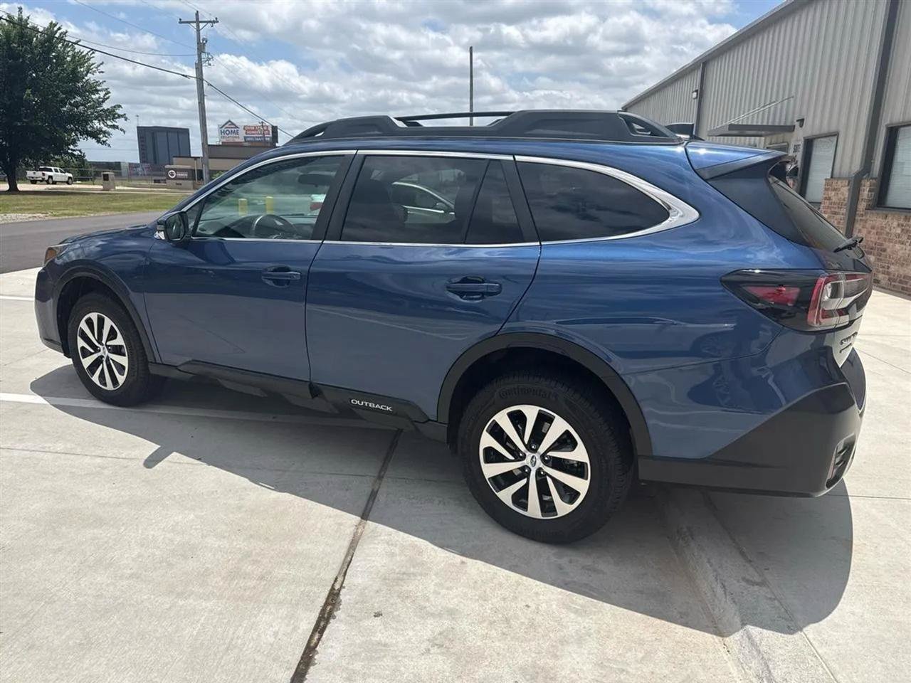 Used 2021 Subaru Outback Premium AWD/4WD image 15