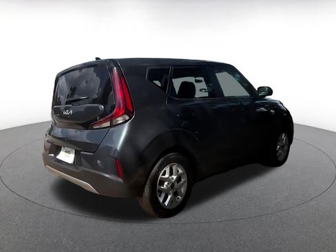 Used 2025 Kia Soul LX w/ LX Technology Package FWD image 15
