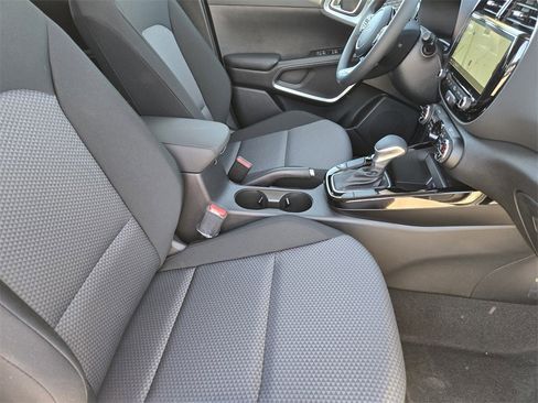 New 2025 Kia Soul S image 10
