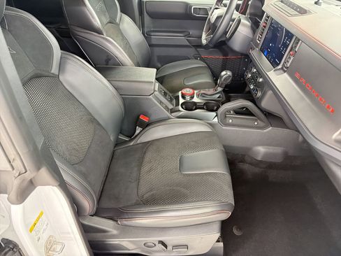 Used 2025 Ford Bronco Raptor AWD/4WD image 29