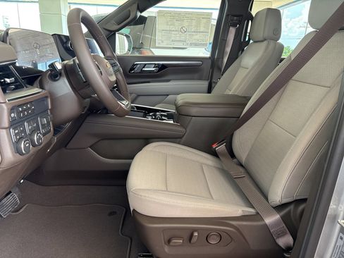 New 2026 Chevrolet Tahoe LS w/ LS Custom Edition AWD/4WD image 13
