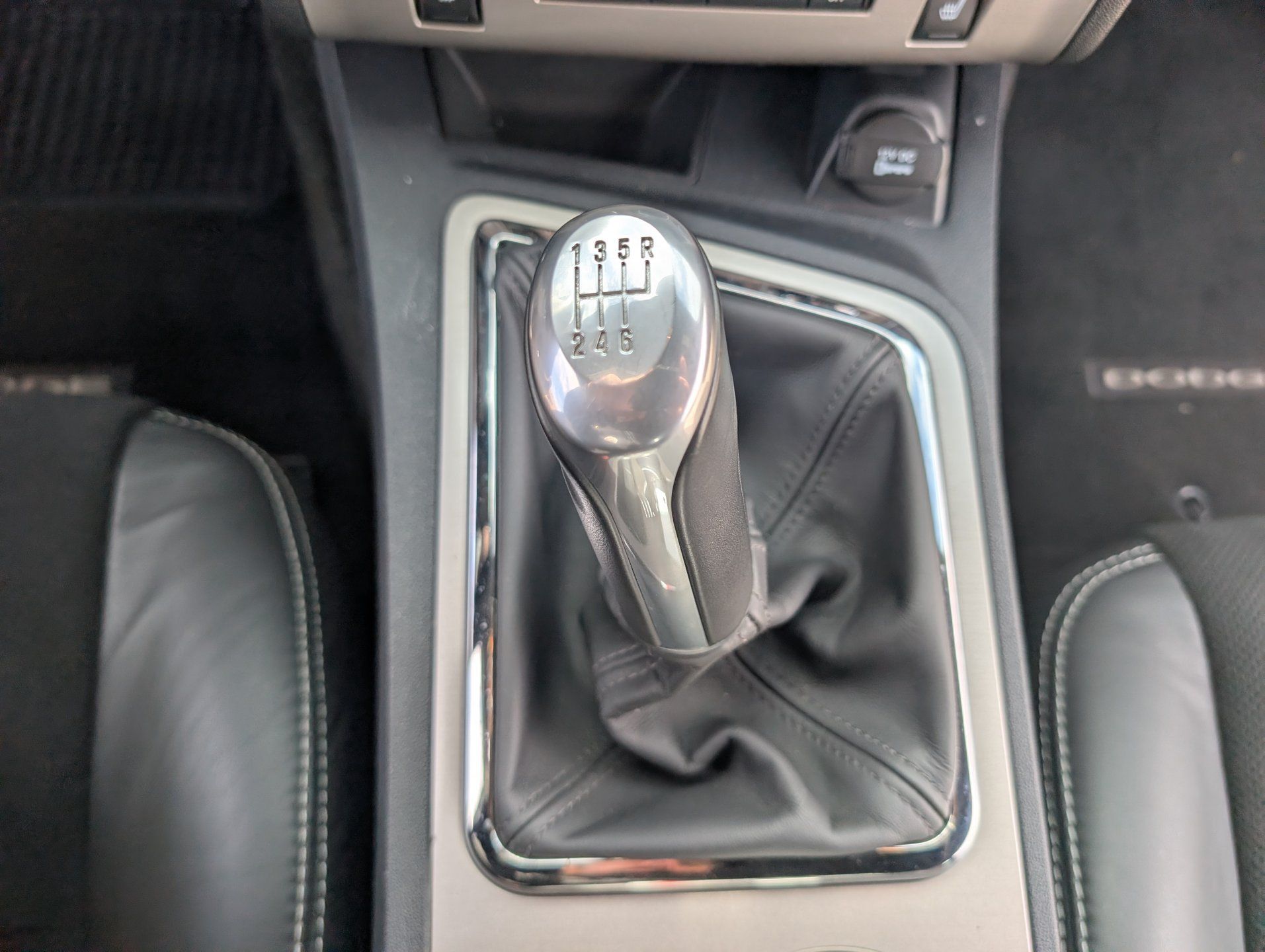 Used 2013 Dodge Challenger SRT8 RWD image 65