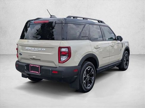 Used 2025 Ford Bronco Sport Outer Banks w/ Outer Banks Tech Package+ AWD/4WD image 5