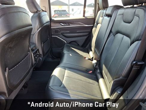 Used 2022 Jeep Grand Cherokee Limited 4xe image 10