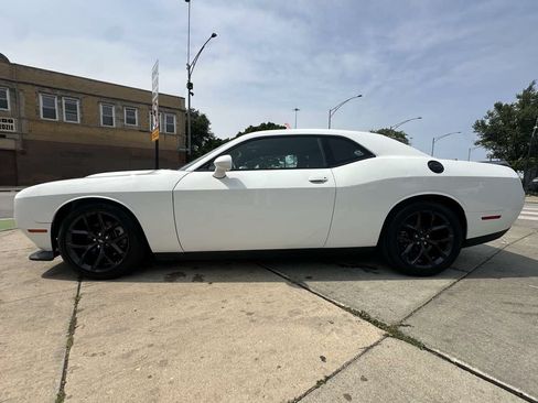 Used 2021 Dodge Challenger GT w/ Blacktop Package RWD image 8